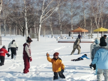 札幌へ　雪遊び